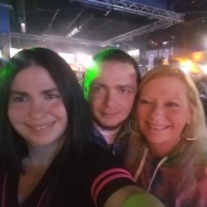 Meet your Posher, Robin